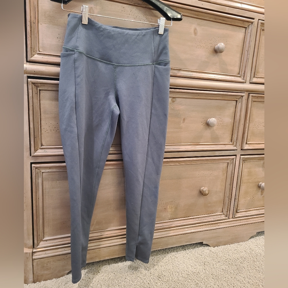 Zella capri thick green ish gray ish legging